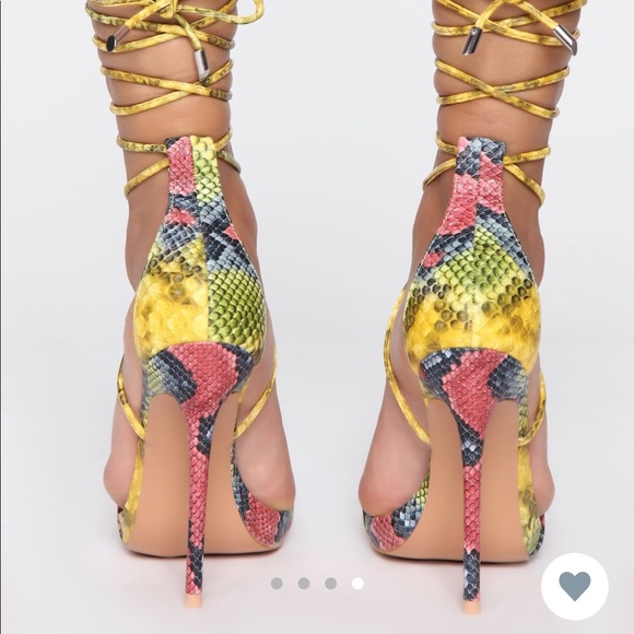 Shoes - Picture 4 of 4